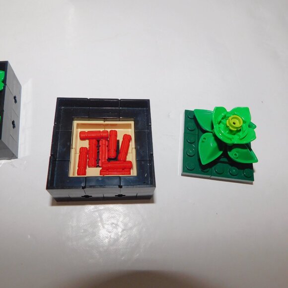 Lego Botanical Collection Succulents Set 10309 Plant Display Complete *READ - Picture 7 of 7